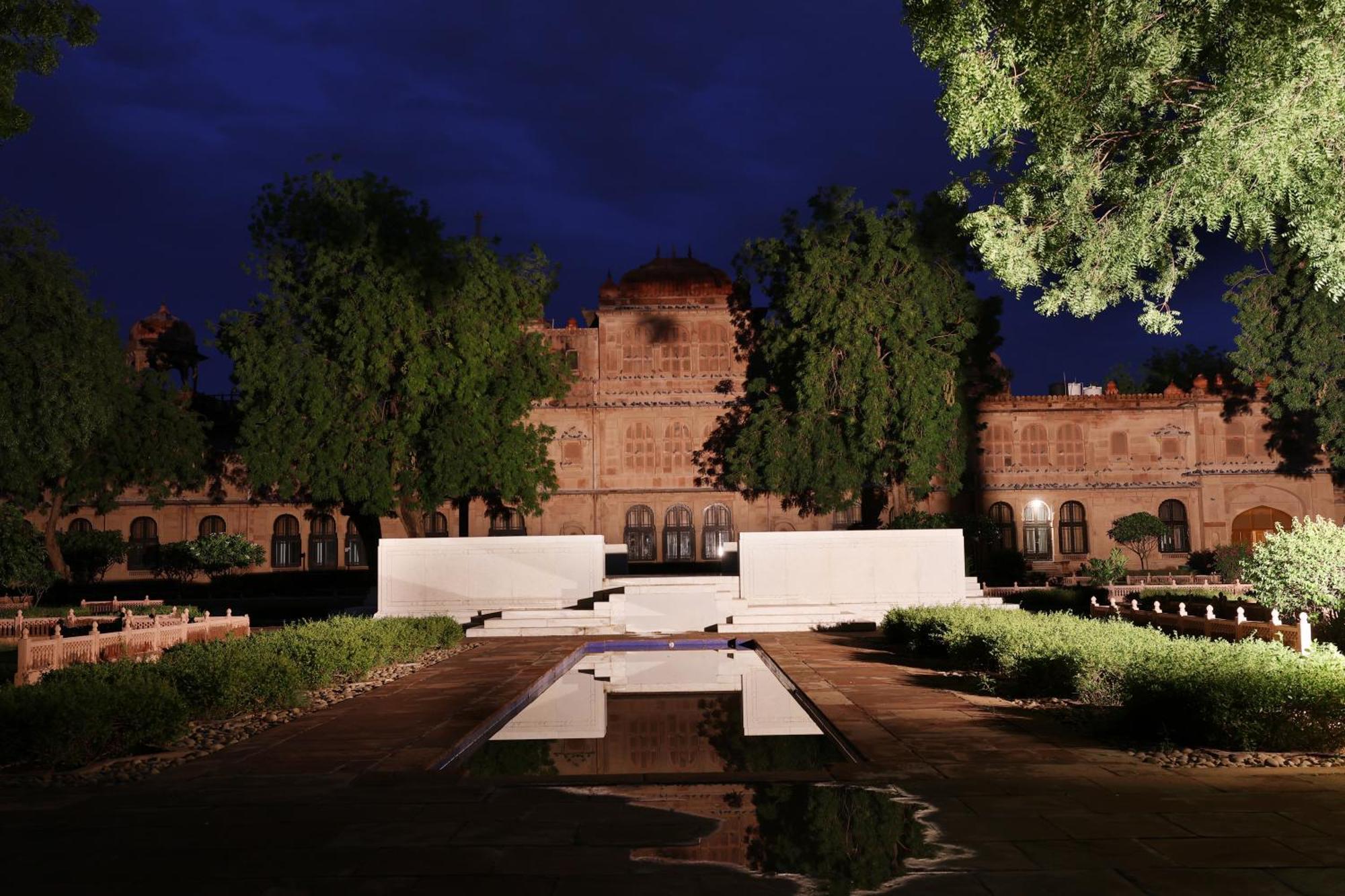 The Lallgarh Palace - A Heritage Hotel Bikaner Exterior photo